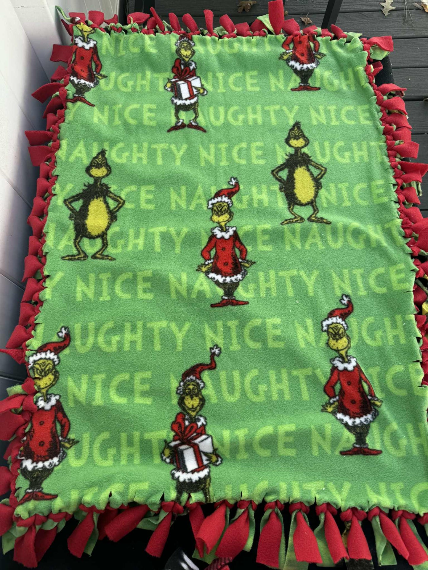 Orginal Grinch Blanket