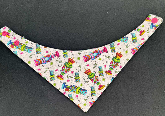 Nut Cracker grinch with Snaps