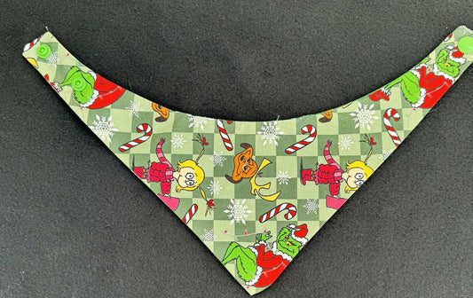 Checkered grinch with Snaps