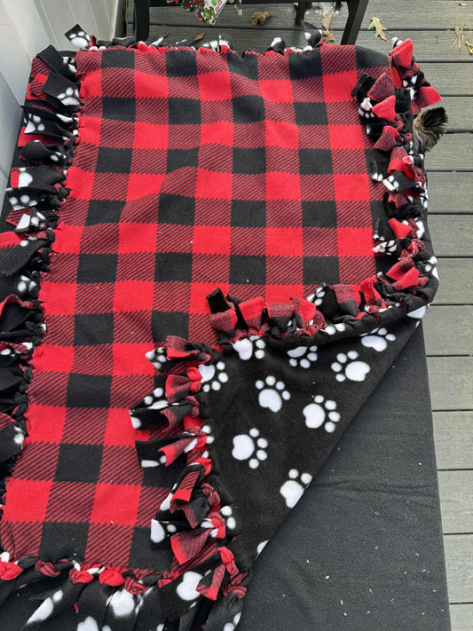 Plaid paw Print Blanket