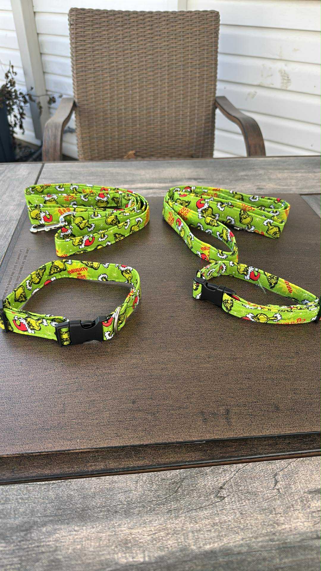 Grinch Collar and Leash