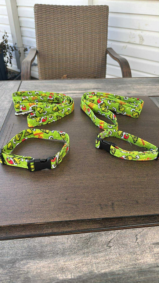 Grinch Collar and Leash